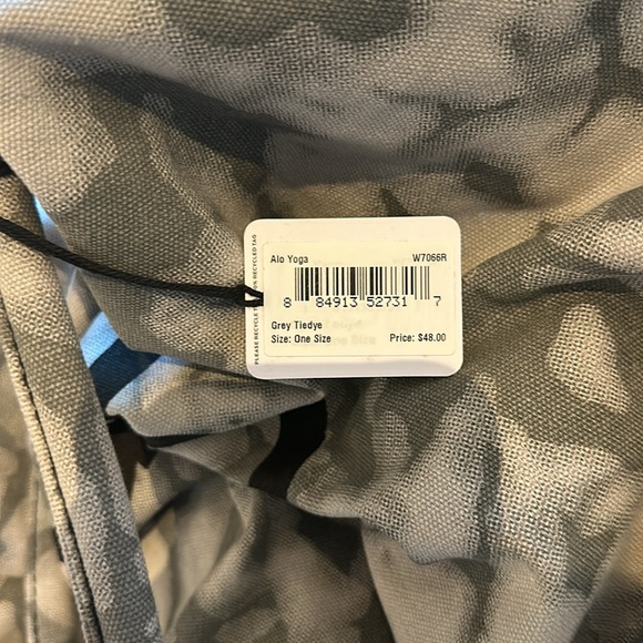 ALO YOGA TOTE BAG - Picture 2 of 6